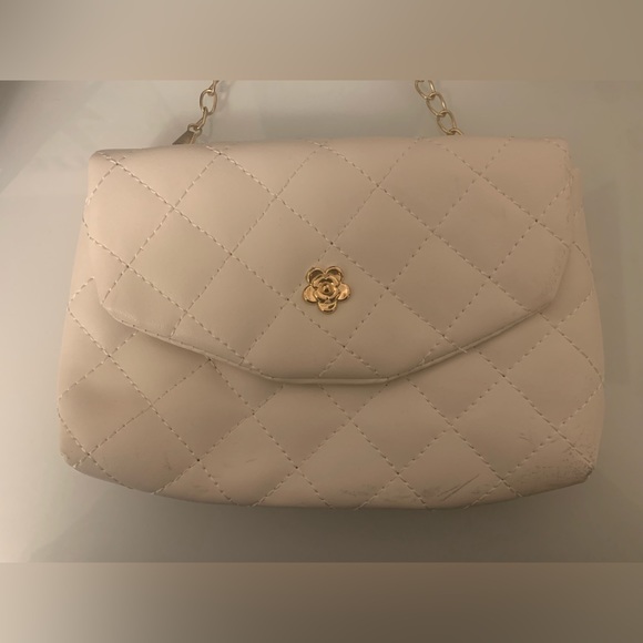 Bags - Picture 5 of 13